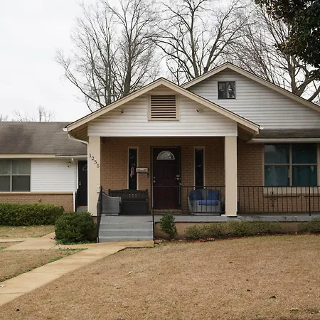 Large 4Brhome Near Zoo, Downtown, Beale Street